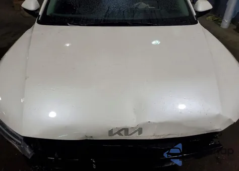 2025 Kia K4 Lx из США, поврежденный, VIN 3KPFT4DE2SE198265